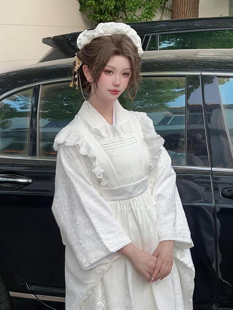 美图精选：一北亦北吉他妹妹的黑白人像