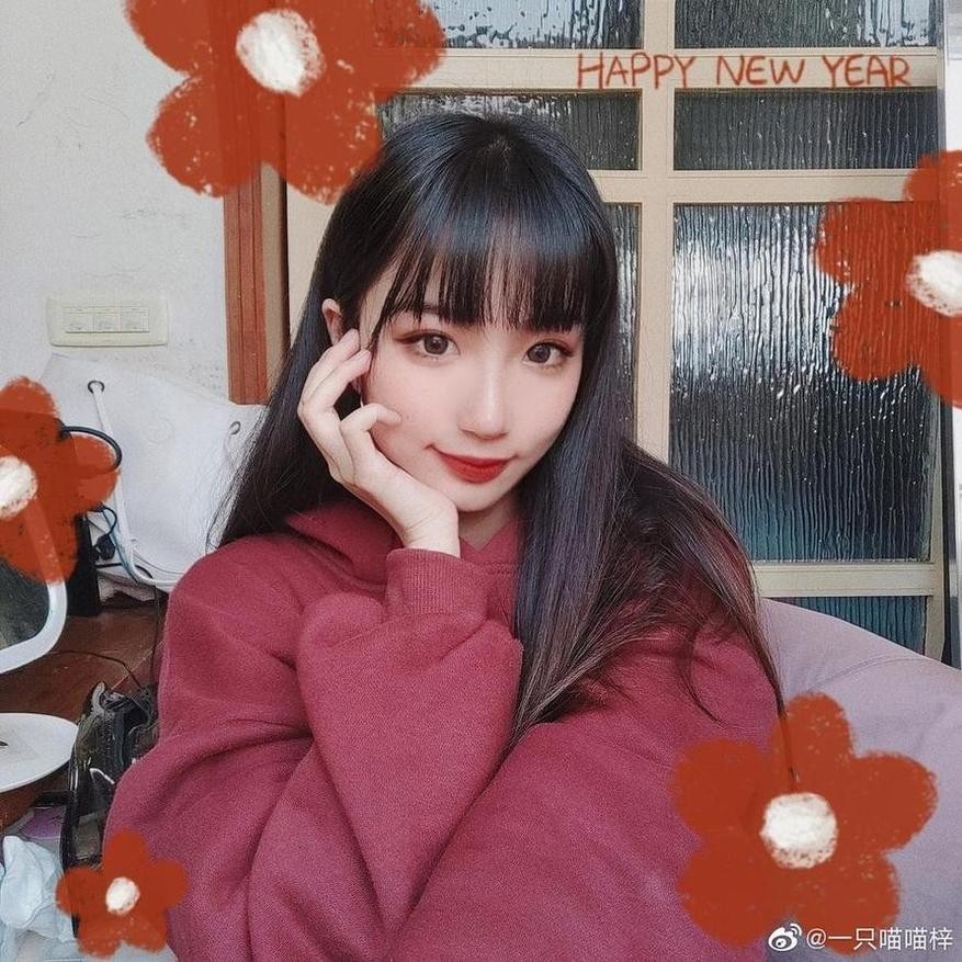 一只喵喵梓次元堂美图：纯正无删的魅力cosplay照片
