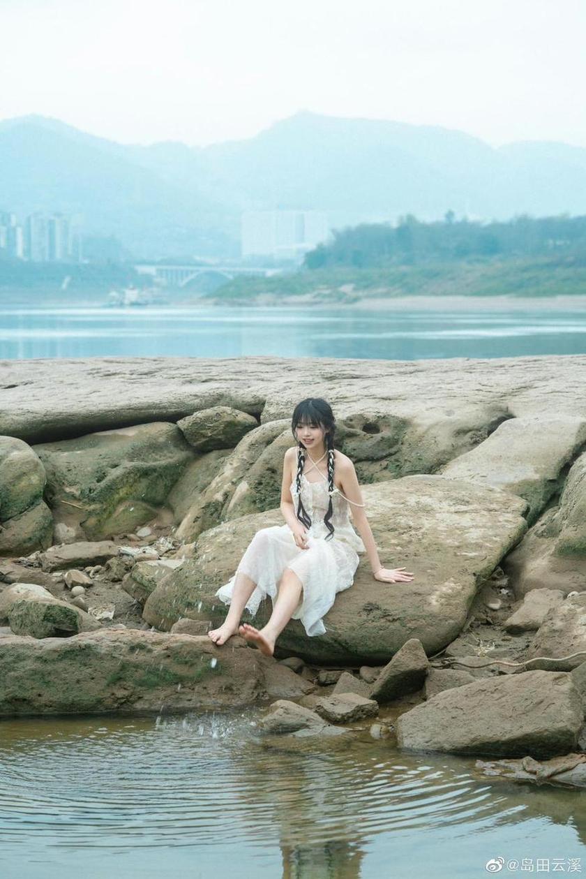 拥有云溪溪作品在线，拍摄你的原创cos照片之旅