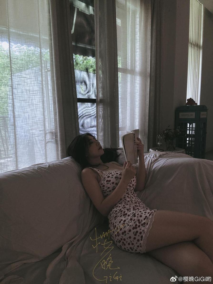樱晚gigi个人信息：甜美摄影照片，治愈心灵