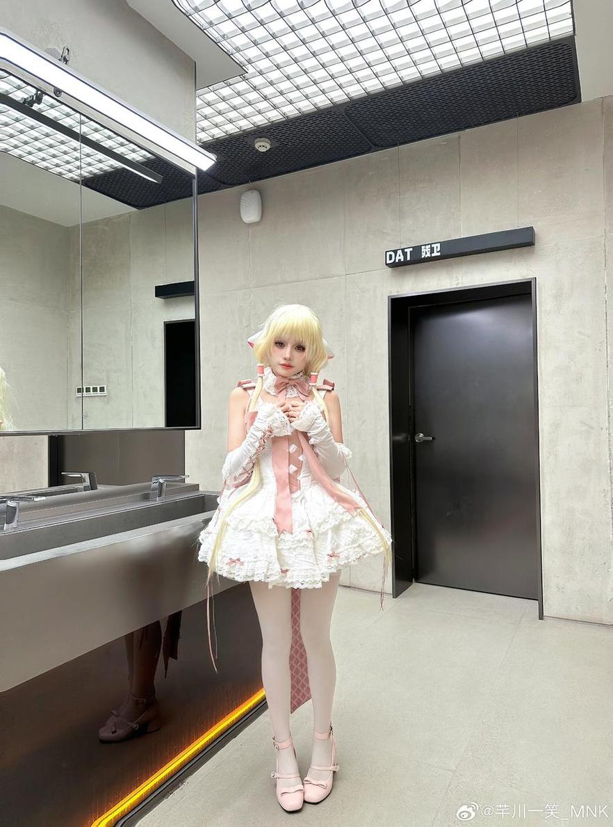 独具特色的芊川一笑免费资源cosplay作品，让你尽情欣赏